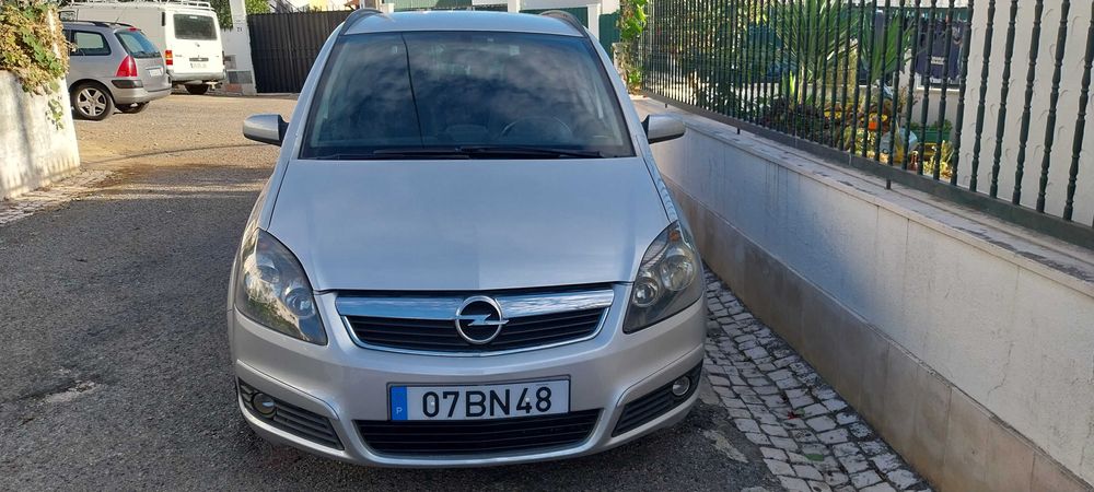 Opel Zafira 1.9 CDTI 7 lugares