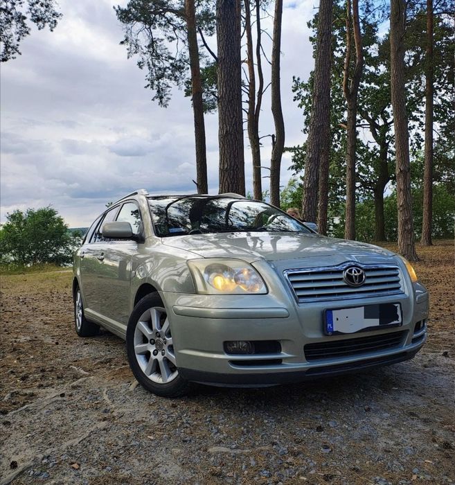 Продам Toyota Avensis 2.2 дизель 2006 року