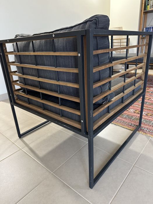 Conjunto mesa cadeira e sofa para exterior