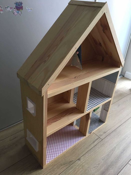 Domek dla lalek, myszek itp.