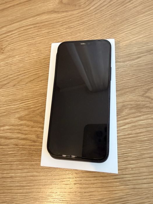 iPhone 12 128gb (black)