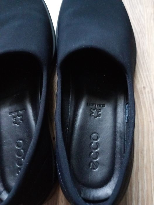 Nowe półbuty Ecco 38
