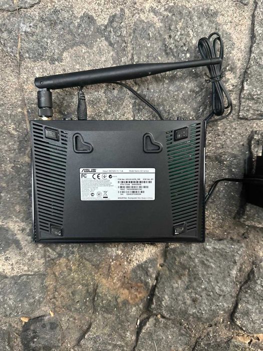 Router Asus wireless N150