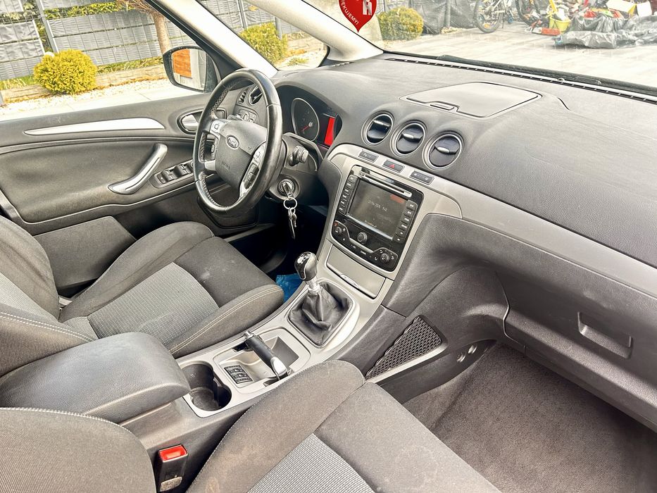 Ford S-max 2011 2.0 Cdi 140KM 7os. 3rzedy foteli Zamiana