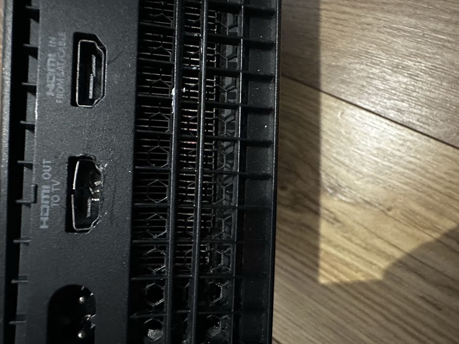 2 x xbox one x 1 czarna + 1 x biała