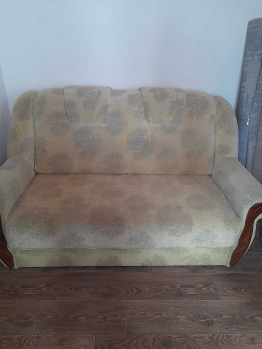 Диван раскладной, б/у.