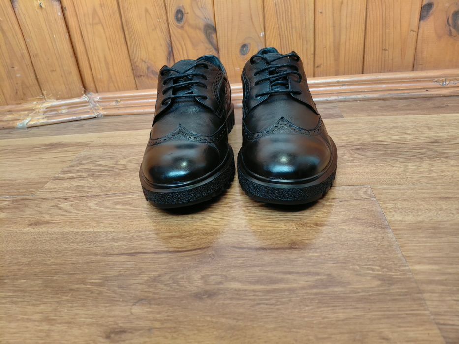 АКЦІЯ. Рр 43 WELFARE оригінал фірмові шкіряні туфлі броги