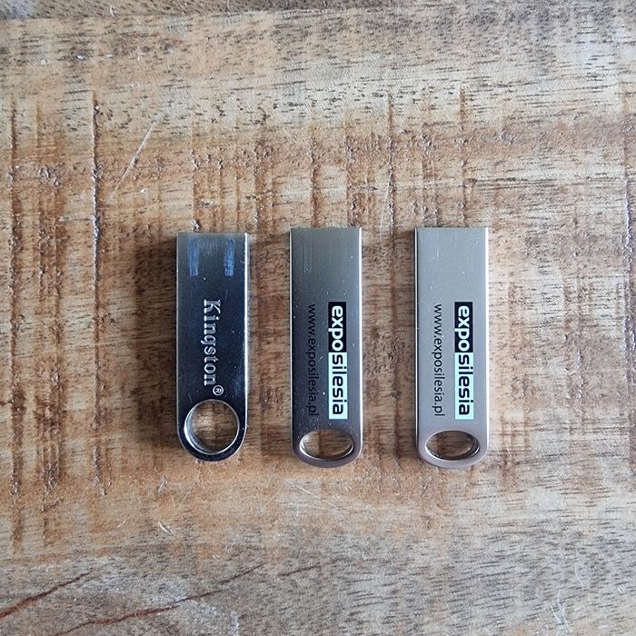Pendrive 8GB i 16GB USB