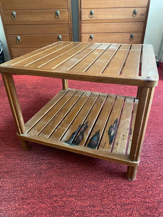 Mesa de apoio em madeira