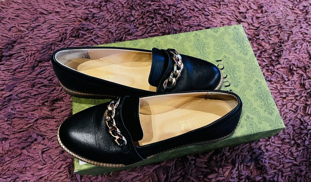 Туфлі з натуральної шкіри