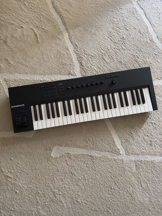 Teclado Midi Komplete Kontrol A49