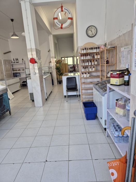 Loja Mem Martins trespasse