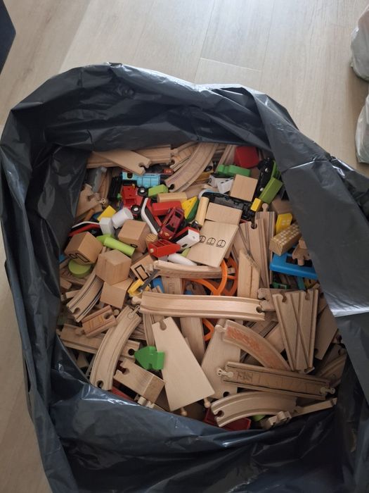 Tory drewniane, pociągi, akcesoria