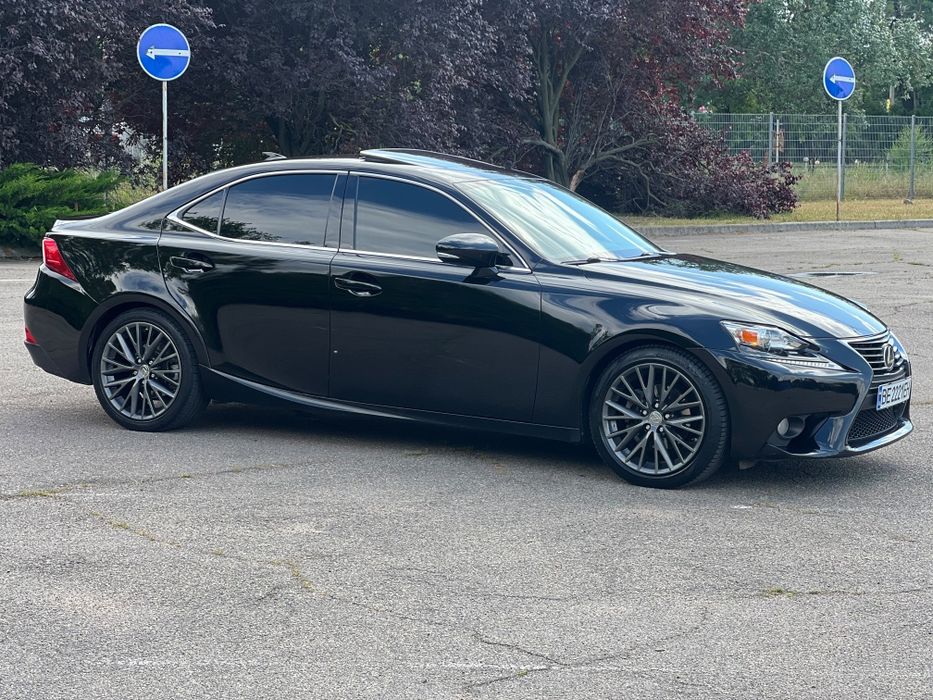Продам Lexus IS 250 2013 рік бензин лексус