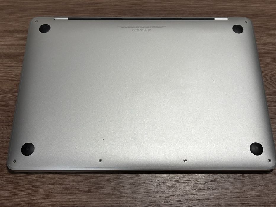 Apple MacBook Pro 13 2017(2018) 94% retina 8/128/i5 a1708 ноутбук