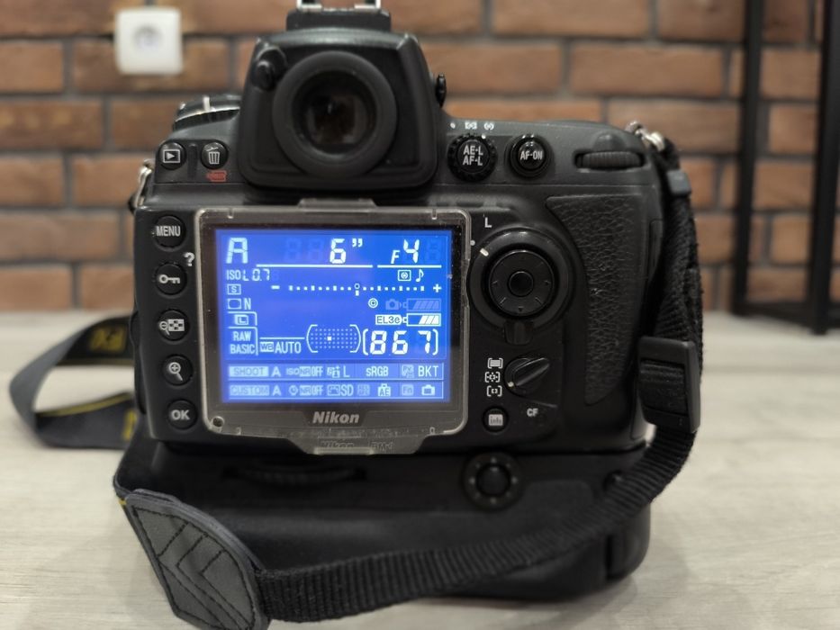 Nikon D700, Komplet Grip, karty, 2 Baterie, Obiektyw