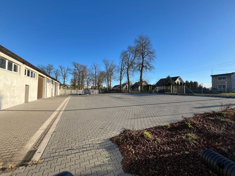 Hala 560m2 na działce 1776m2 na sprzedaż / wynajem