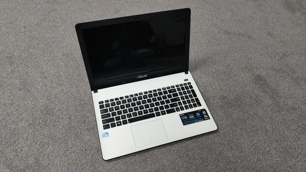 Notebook Asus X501A