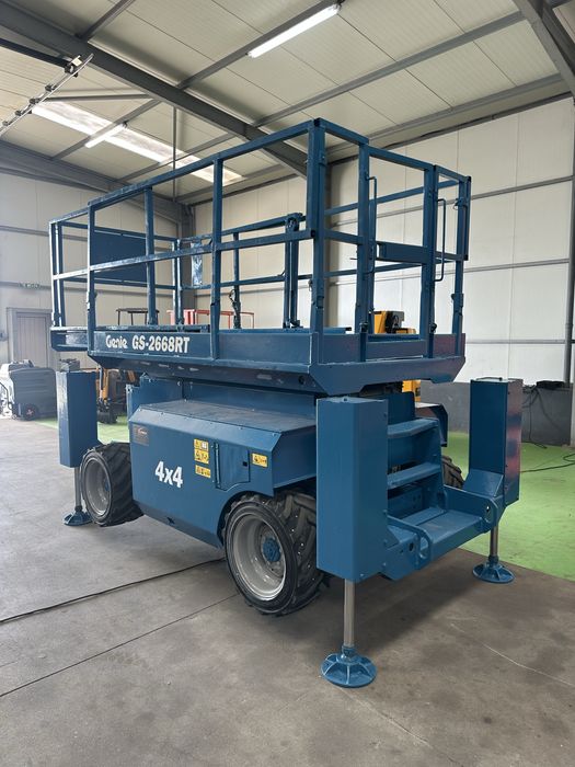 Plataforma elevatoria tesoura  diesel