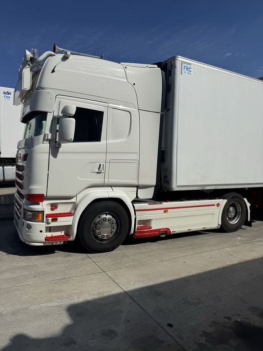 Scania em bom estado