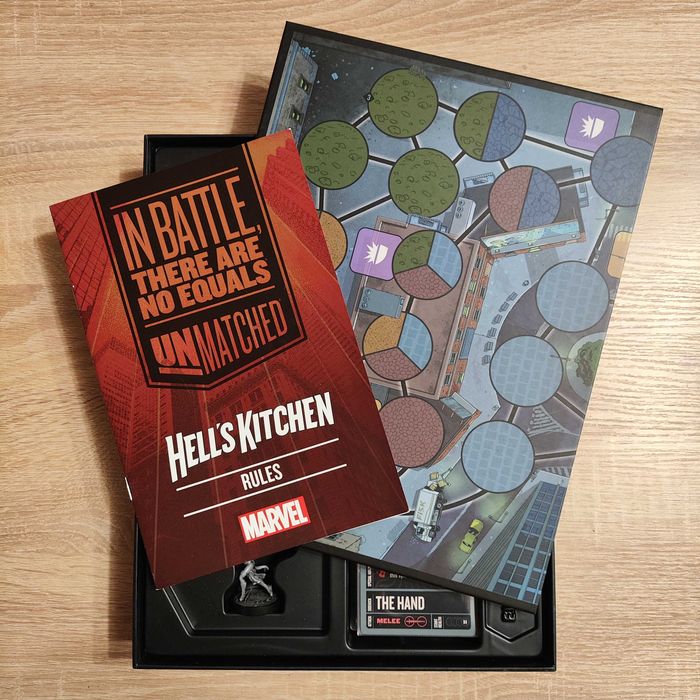 Настільні гри серії Unmatched: Gobble & Fog та Marvel Hell's Kitchen
