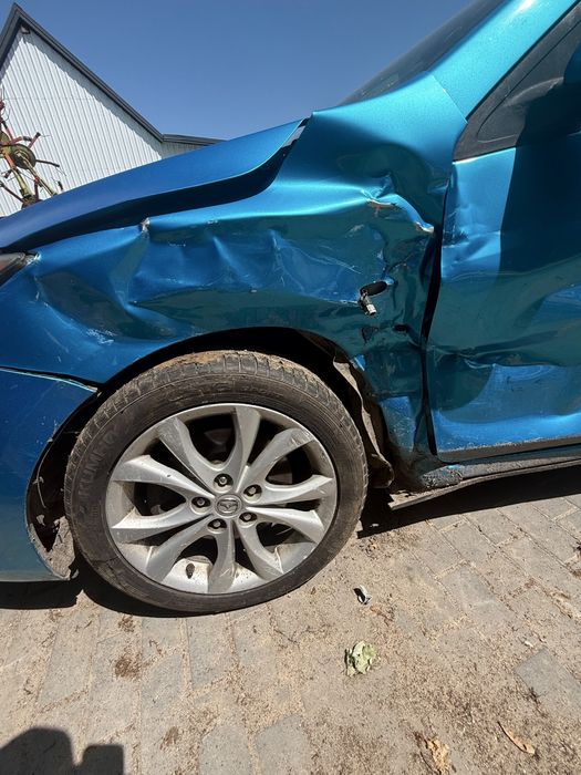 Mazda 3 2011 rok po stłuczce