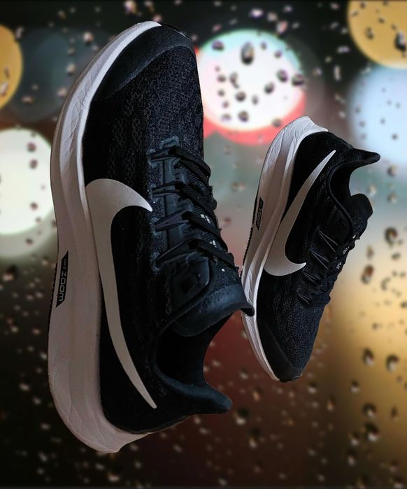Жіночі кросівки NIKE