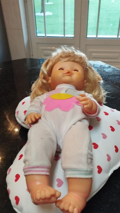 Boneca, Muito bonita