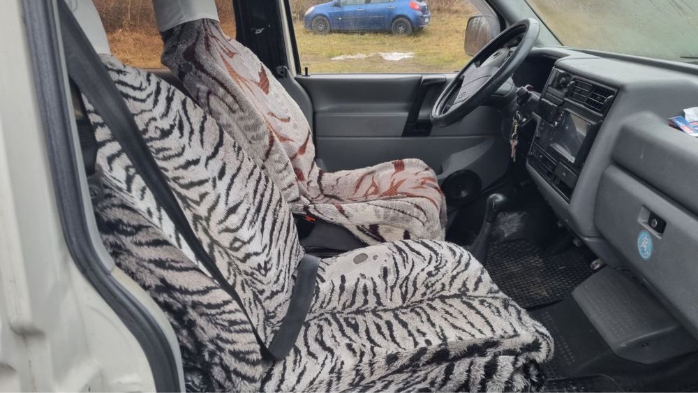 Volkswagen Transporter Caravelle 1993 2.5 газ/бензин