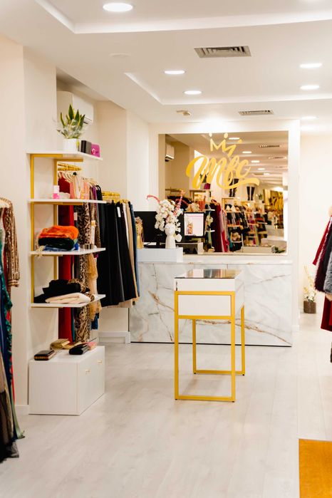 Mobiliário para lojas e boutiques