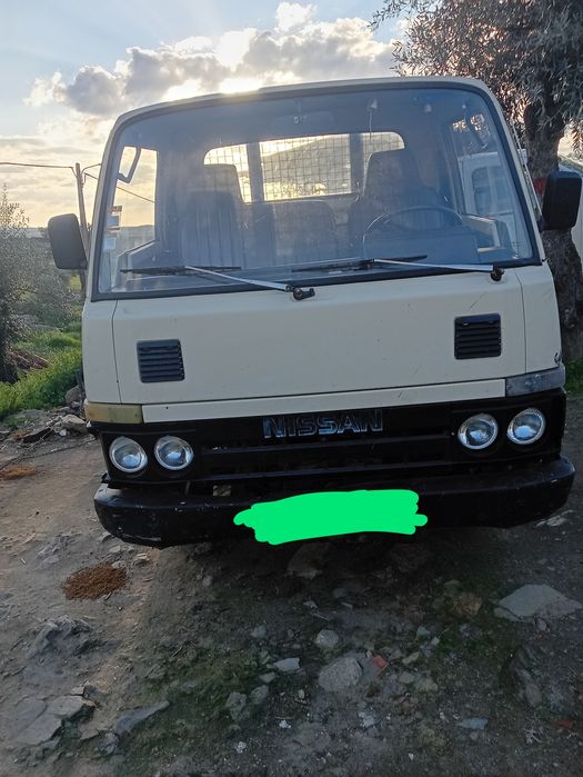 Nissan capstar 1990 2.5