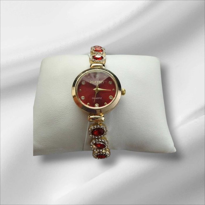 Kurren zegarek damski czerwona tarcza z szmaragdami z cyrkoniami