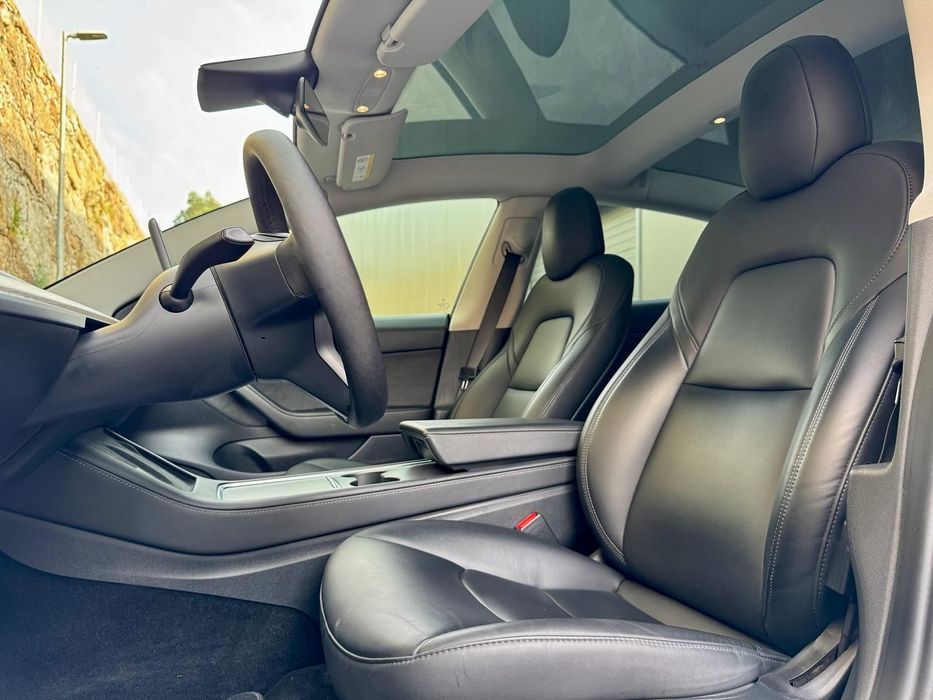 Tesla Model 3 Tração Traseira