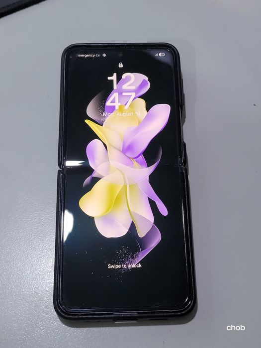 Samsung Galaxy Flip4