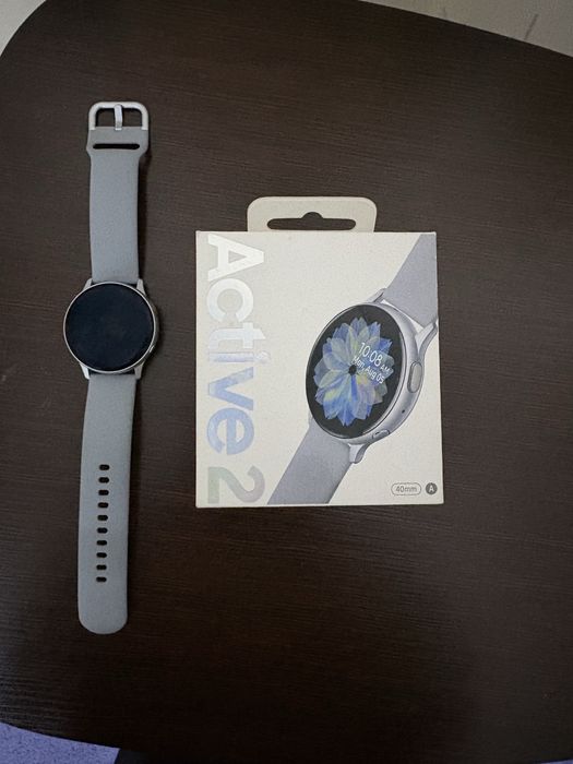Продам смарт годинник Samsung Calaxy Watch Active 2