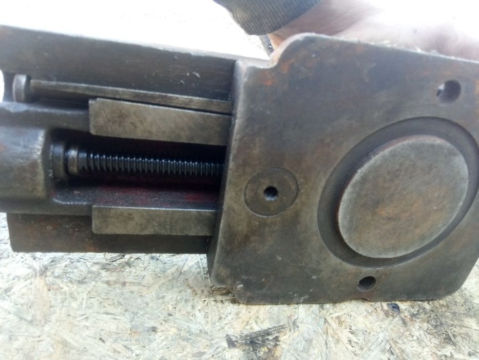 Різцетримач мала продольна