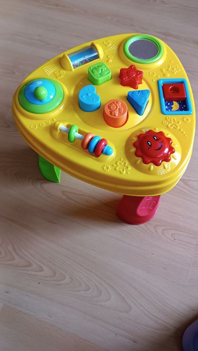 Stoliczek interaktywny Smiki