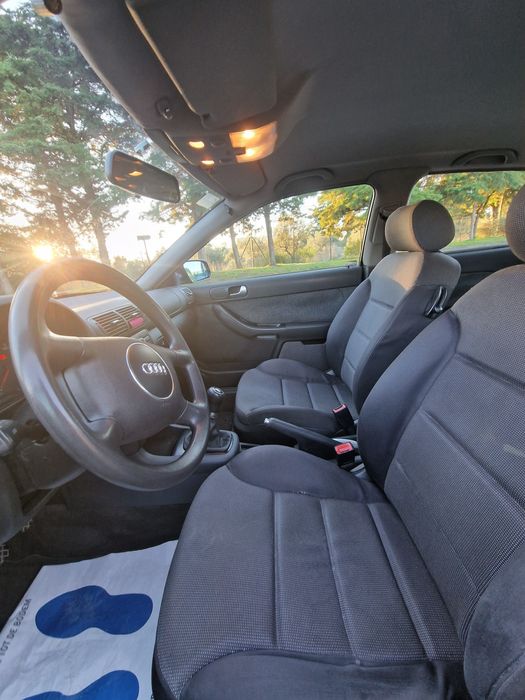 Audi A3 1.6 (APENAS 175.000KM)