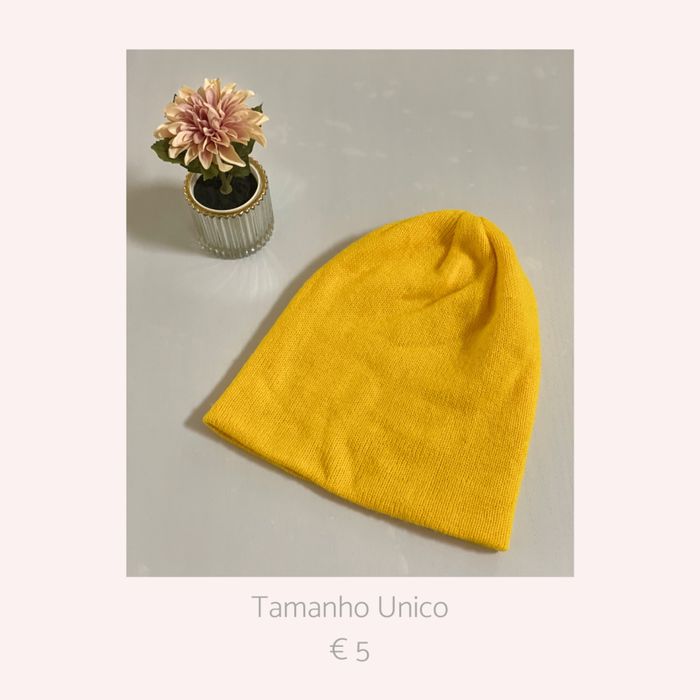 Assorted Beanies64552470252161123