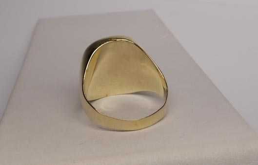 Złoty sygnet karneol monogram RR inicjały.