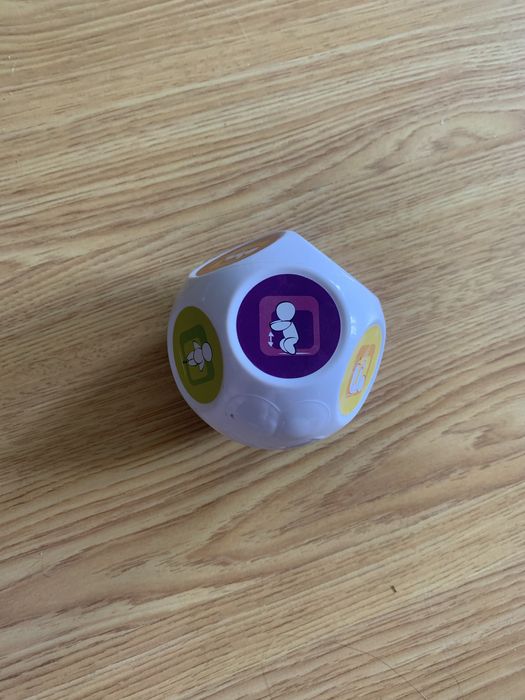 CHiCCO Elektroniczna mata do gry w klasy