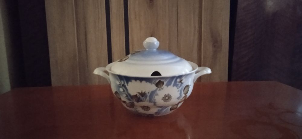 Продам фарфоровий посуд Б/ У