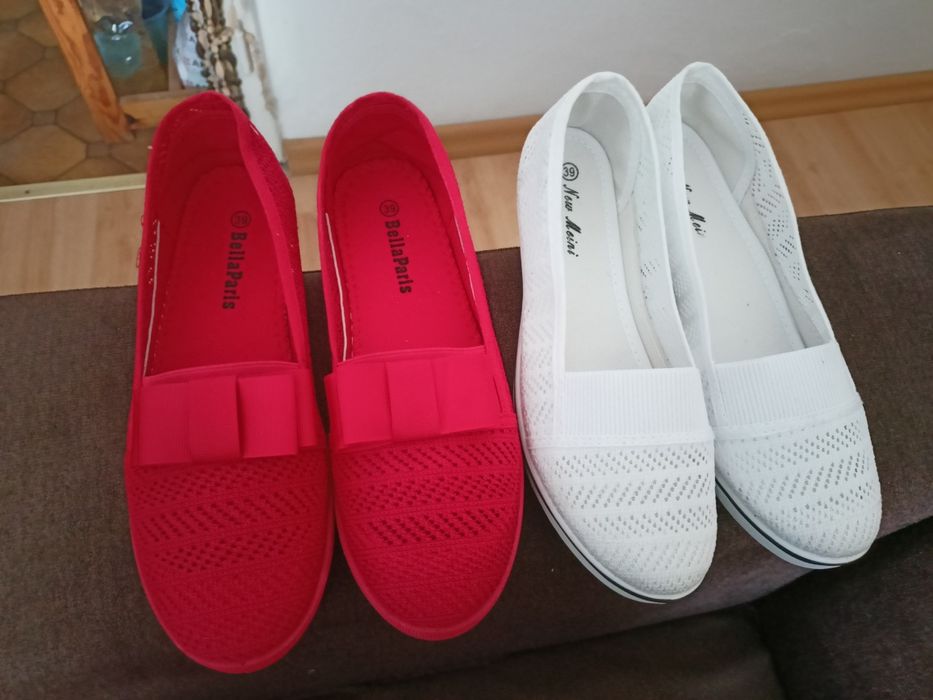 Buty czerwone koronka kokarda
