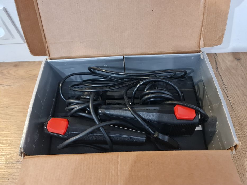 Atari 2600 konsola plus kontrolery