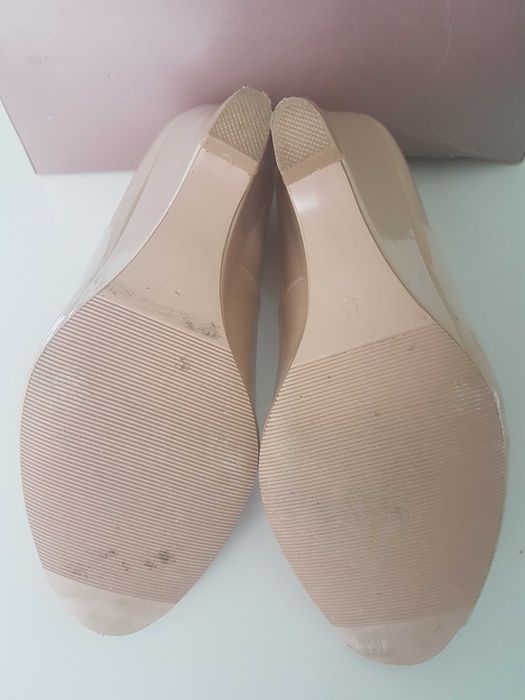 Buty na koturnie, 35 roz.
