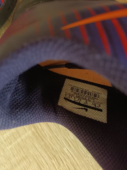 Buty sportowe chłopięce Mercurial roz 35,5