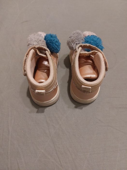 Buciki buty trzewiki dla dziewczynki Reserved rozmiar 20/21