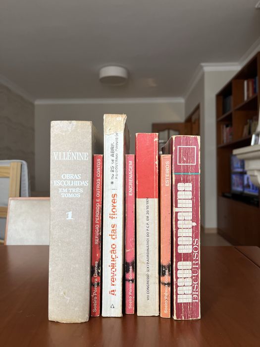 Coleção de Livros Raros – Literatura, Marxismo e Revolução