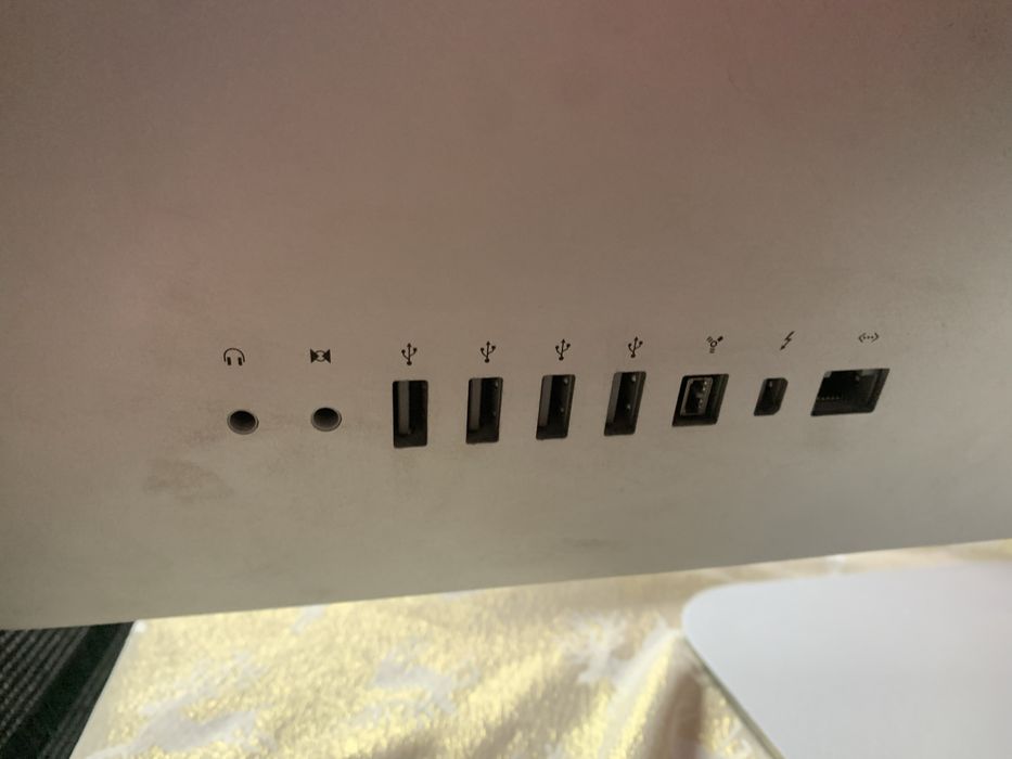 Apple iMac A1311 21.5’’FullHD Core i5+8Gb+AMD