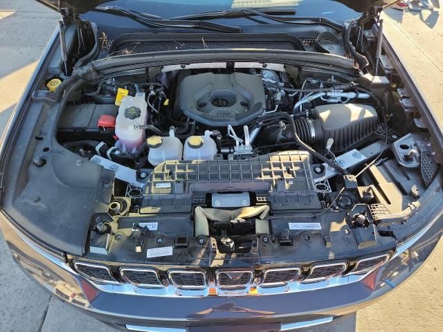 Posiadam na sprzedaż kompletny silnik 2.0 4xE jeep grand cherokee wl